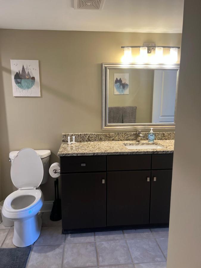 Spacious 2 Bed, 2 Bath Uptown Gem In The Heart Of The City-Parking-Wi-Fi-Balcony Cgv Шарлът Екстериор снимка