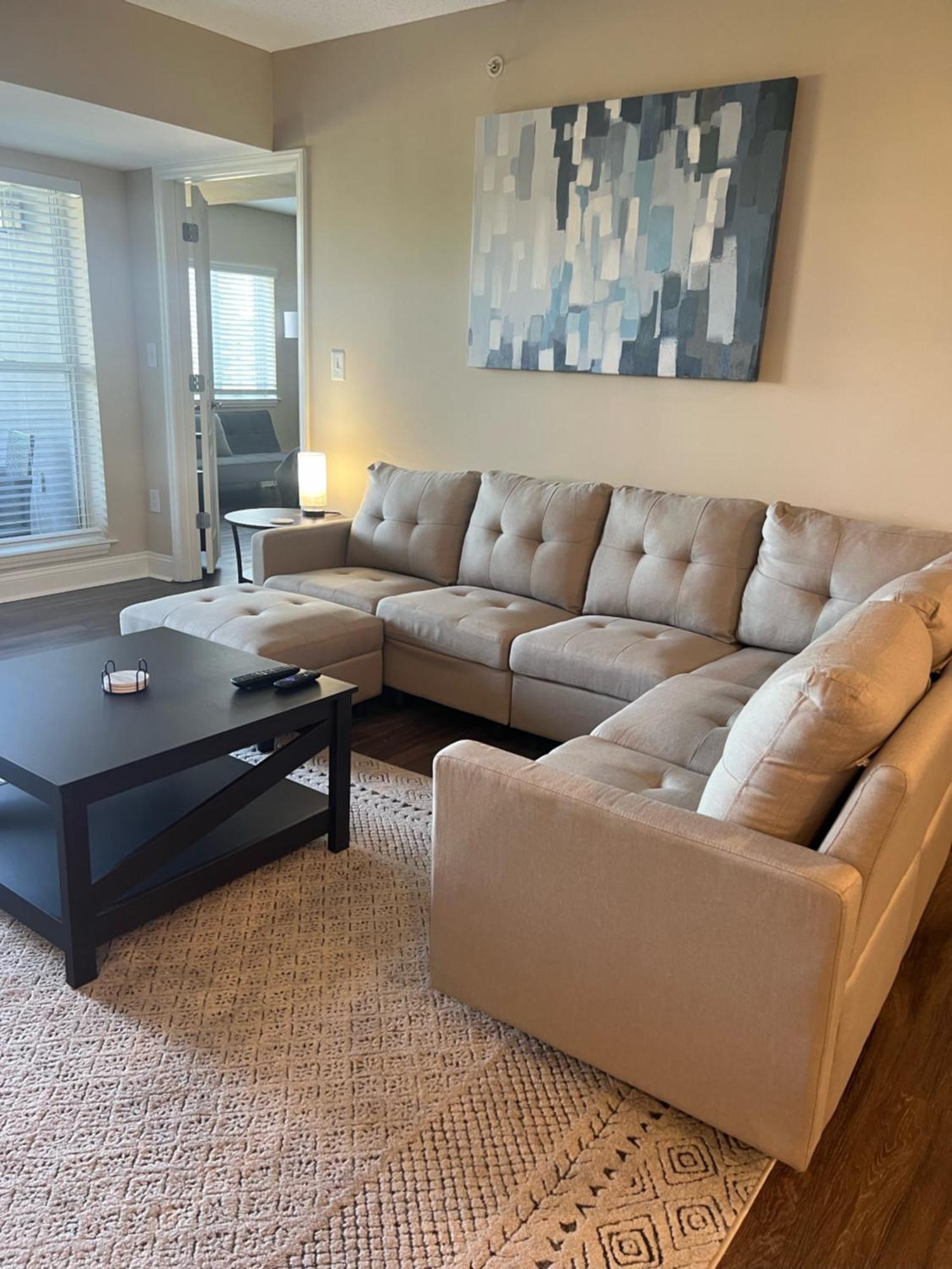 Spacious 2 Bed, 2 Bath Uptown Gem In The Heart Of The City-Parking-Wi-Fi-Balcony Cgv Шарлът Екстериор снимка